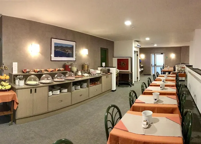 Hotel con golf: Hotel Palme